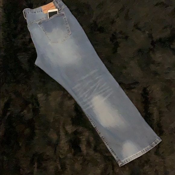 SOLD IZOD Men’s 40 x 32 Relaxed Fit Jeans - Picture 8 of 8